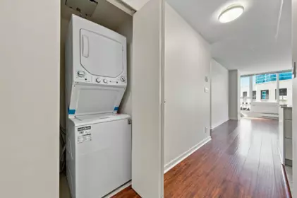 Powder Room Photo of 1205 788 Hamilton Street, Vancouver, BC