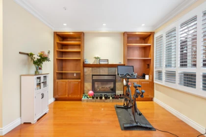 Walk-In Closet Photo of 2189 Argyle Avenue, West Vancouver, BC