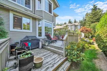 Garden / Landscaping Photo of 9 2688 150 Street, Surrey, BC