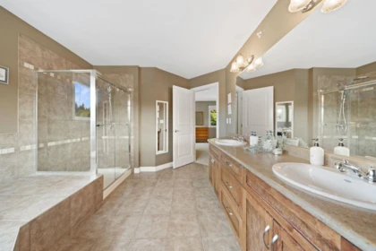 Powder Room Photo of 13175 239b Street, Maple Ridge, BC