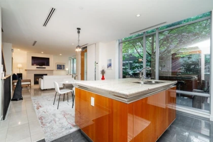 Kitchen Island Photo of 1163 W Cordova Street, Vancouver, BC