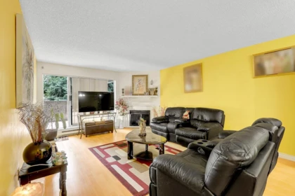 Dining Area Photo of 205 9644 134 Street, Surrey, BC