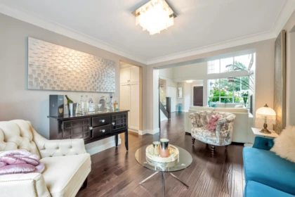 Kitchen Island Photo of 22105 45a Avenue, Langley, BC