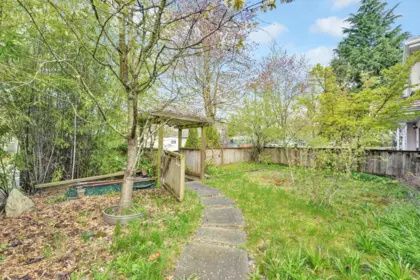 Backyard Photo of 2150 Nanaimo Street, Vancouver, BC