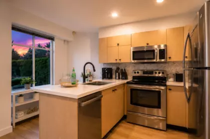Kitchen Photo of 63 18883 65 Avenue, Surrey, BC