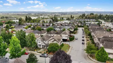 Family Room Photo of 14850 57 Avenue, Surrey, BC