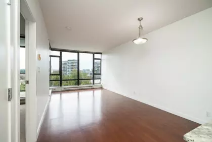 Dining Area Photo of 1007 6888 Alderbridge Way, Richmond, BC