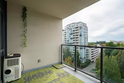 Mudroom Photo of 1007 6888 Alderbridge Way, Richmond, BC