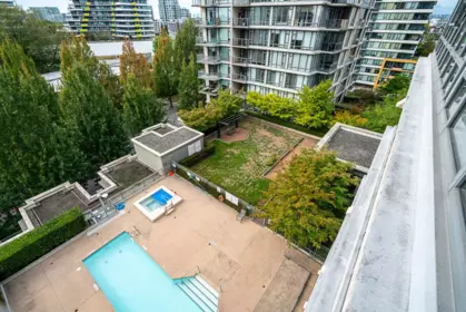 Staircase Photo of 1007 6888 Alderbridge Way, Richmond, BC