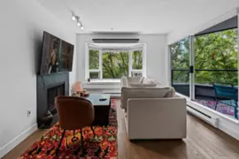 304 1925 W 2nd Avenue, Vancouver, BC