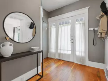 Family Room Photo of 308 E 23rd Avenue, Vancouver, BC