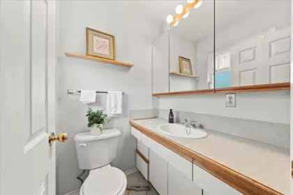Kitchen Island Photo of 3836 Sefton Street, Port Coquitlam, BC