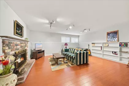 Mudroom Photo of 3836 Sefton Street, Port Coquitlam, BC
