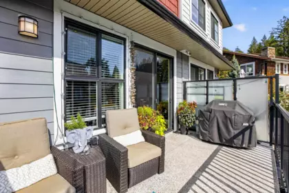 Hallway Photo of 46 13260 236 Street, Maple Ridge, BC