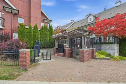 Swimming Pool Photo of 32 7458 Britton Street, Burnaby, BC