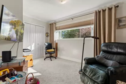 Basement Recreation Room Photo of 10371 Kent Road, Chilliwack, BC