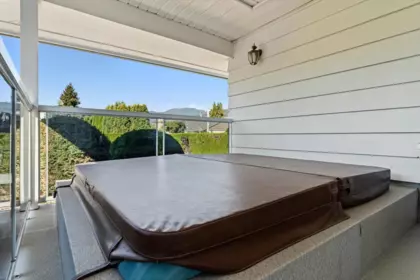Hot Tub / Spa Photo of 10371 Kent Road, Chilliwack, BC