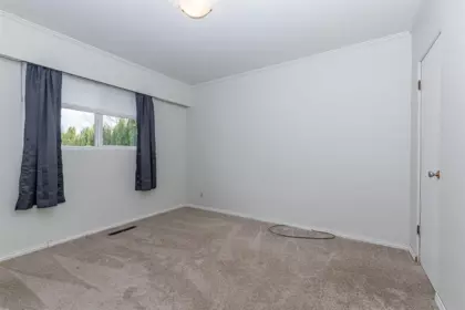 Primary Bathroom Photo of 46615 Fraser Avenue, Chilliwack, BC