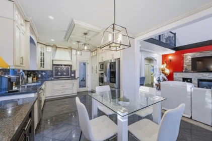 Breakfast Nook Photo of 35708 Zanatta Place, Abbotsford, BC