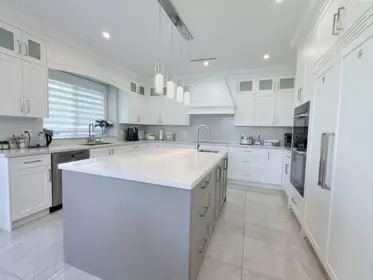 6700 Shawnigan Place, Richmond, BC, Richmond — Single Family Residence for sale