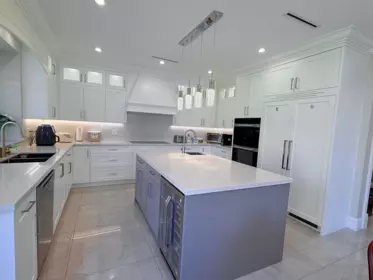 Kitchen Photo of 6700 Shawnigan Place, Richmond, BC