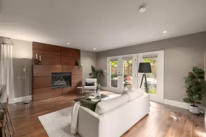 850 E 10th Avenue, Vancouver, BC, Vancouver — Half Duplex for sale