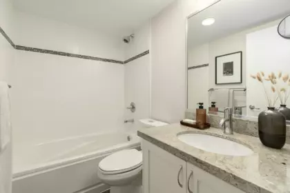 Office / Den Photo of 1680 E Pender Street, Vancouver, BC