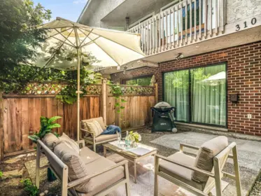 310 E 16th Avenue, Vancouver, BC, Vancouver — Half Duplex for sale