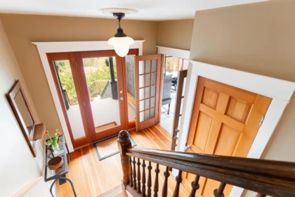 Breakfast Nook Photo of 555 Roocroft Lane, Bowen Island, BC