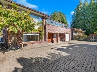 938 E 29th Street, North Vancouver, BC, North Vancouver — Single Family Residence for sale