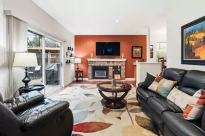 Breakfast Nook Photo of 1336 Cimarron Drive, Coquitlam, BC