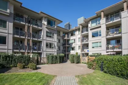 313 4728 Dawson Street, Burnaby, BC, Burnaby — Apartment/Condo for sale