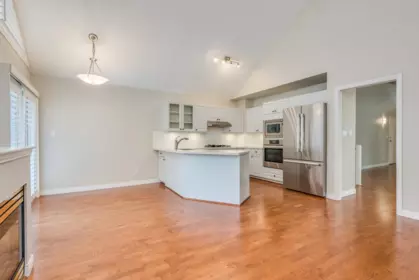 29 4055 Indian River Drive, North Vancouver, BC, North Vancouver — Townhouse for sale