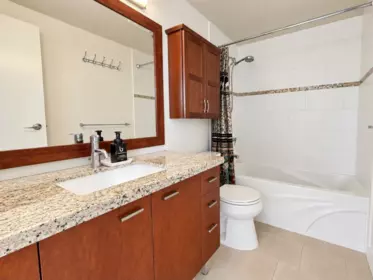 1008 8280 Lansdowne Road, Richmond, BC, Richmond — Apartment/Condo for sale