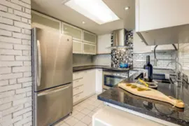 808 10082 148 Street, Surrey, BC