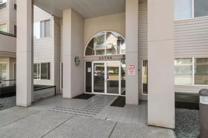 307 33728 King Road, Abbotsford, BC, Abbotsford — Apartment/Condo for sale