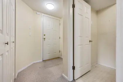 215 9186 Edward Street, Chilliwack, BC, Chilliwack — Apartment/Condo for sale
