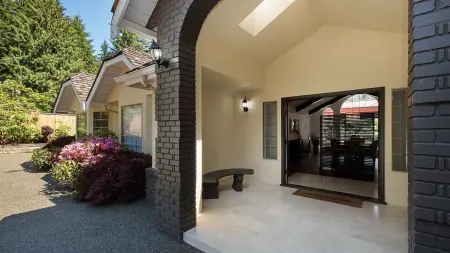 132 Stevens Drive, West Vancouver, BC, West vancouver — Single Family Residence for sale