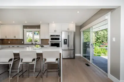 4562 Woodgreen Court, West Vancouver, BC, West vancouver — Single Family Residence for sale