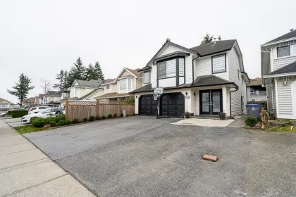 13244 81a Avenue, Surrey, BC, Surrey — Single Family Residence for sale