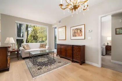203 1515 Atlas Lane, Vancouver, BC, Vancouver — Apartment/Condo for sale