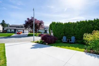 20473 Telegraph Trail, Langley, BC, Langley — Single Family Residence for sale