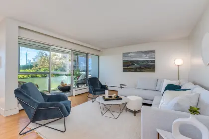 101 2246 Bellevue Avenue, West Vancouver, BC, West vancouver — Apartment/Condo for sale