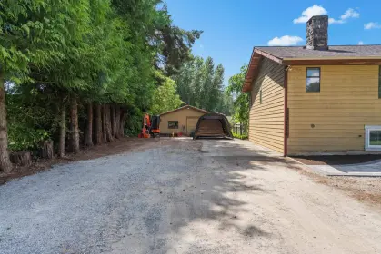 23114 Old Yale Road, Langley, BC, Langley — Single Family Residence for sale