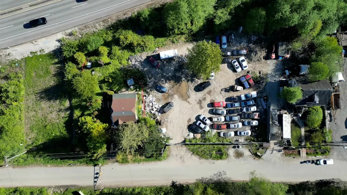 Dining Area Photo of 13848 117 Avenue, Surrey, BC