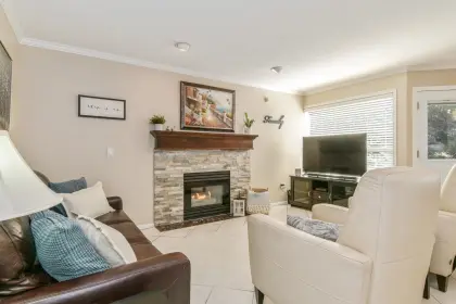 8238 153b Street, Surrey, BC, Surrey — Single Family Residence for sale