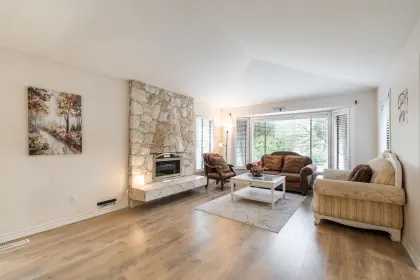 16752 Beechwood Court, Surrey, BC, Surrey — Single Family Residence for sale