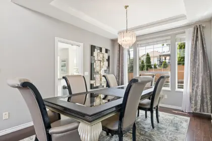 1560 Pinetree Way, Coquitlam, BC, Coquitlam — Single Family Residence for sale
