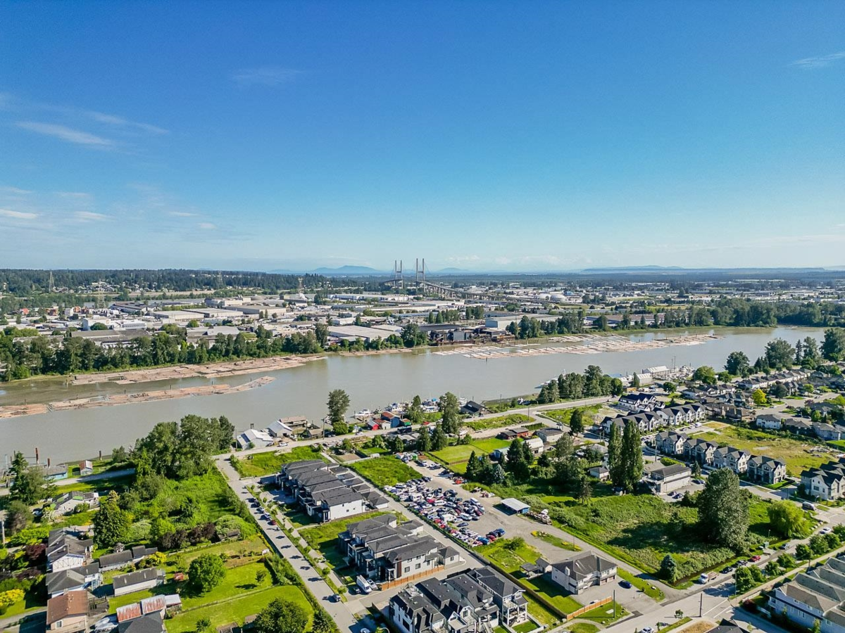 Basement Recreation Room Photo of 231 Lawrence Street, New Westminster, BC