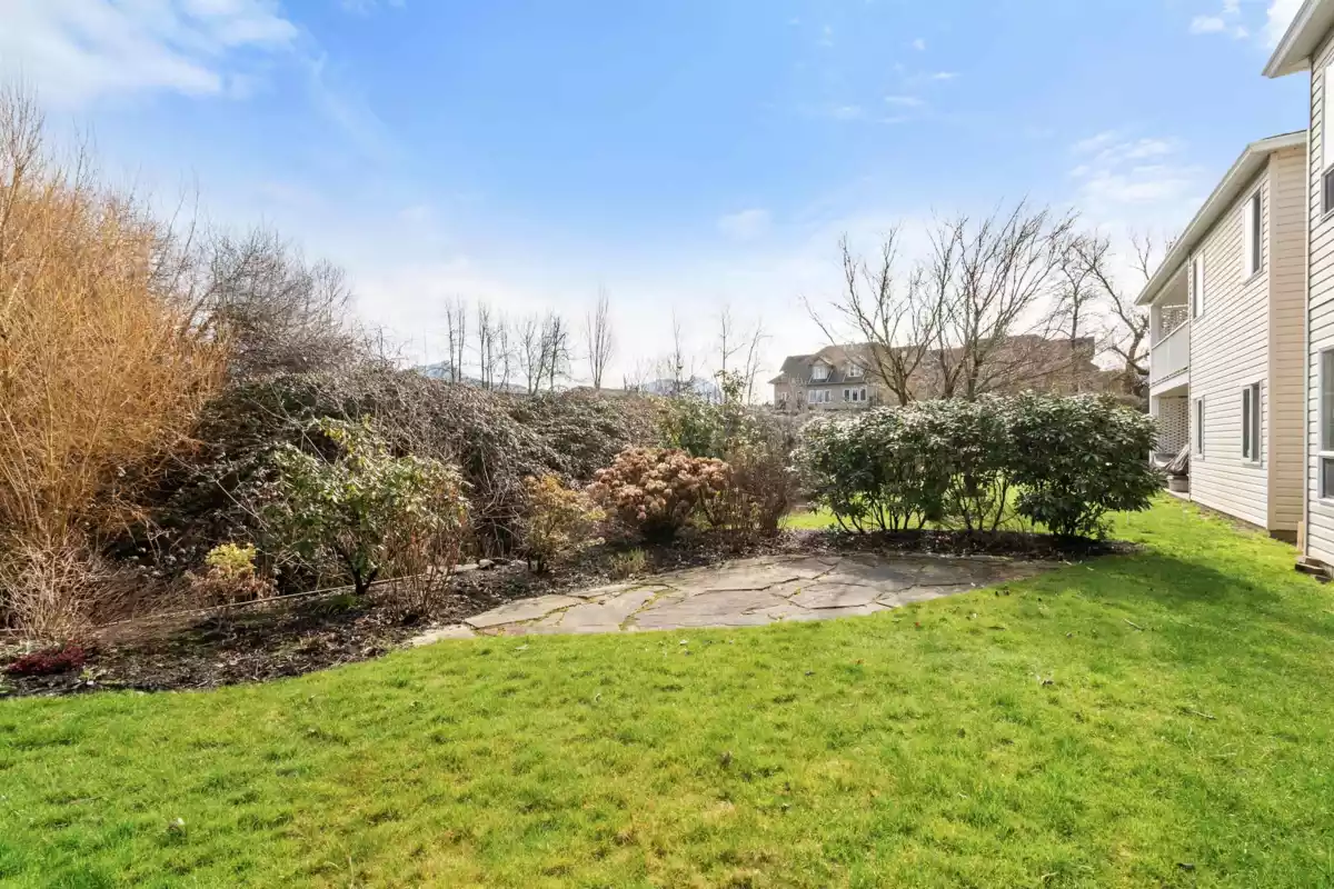 Dining Area Photo of 11 8500 Young Road, Chilliwack, BC